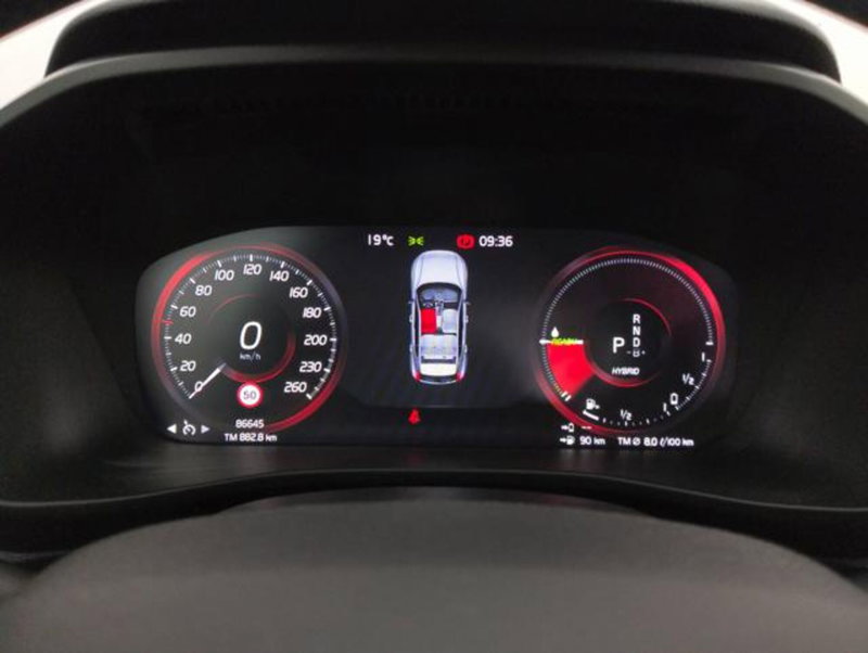Volvo XC40 usata a Como (12)