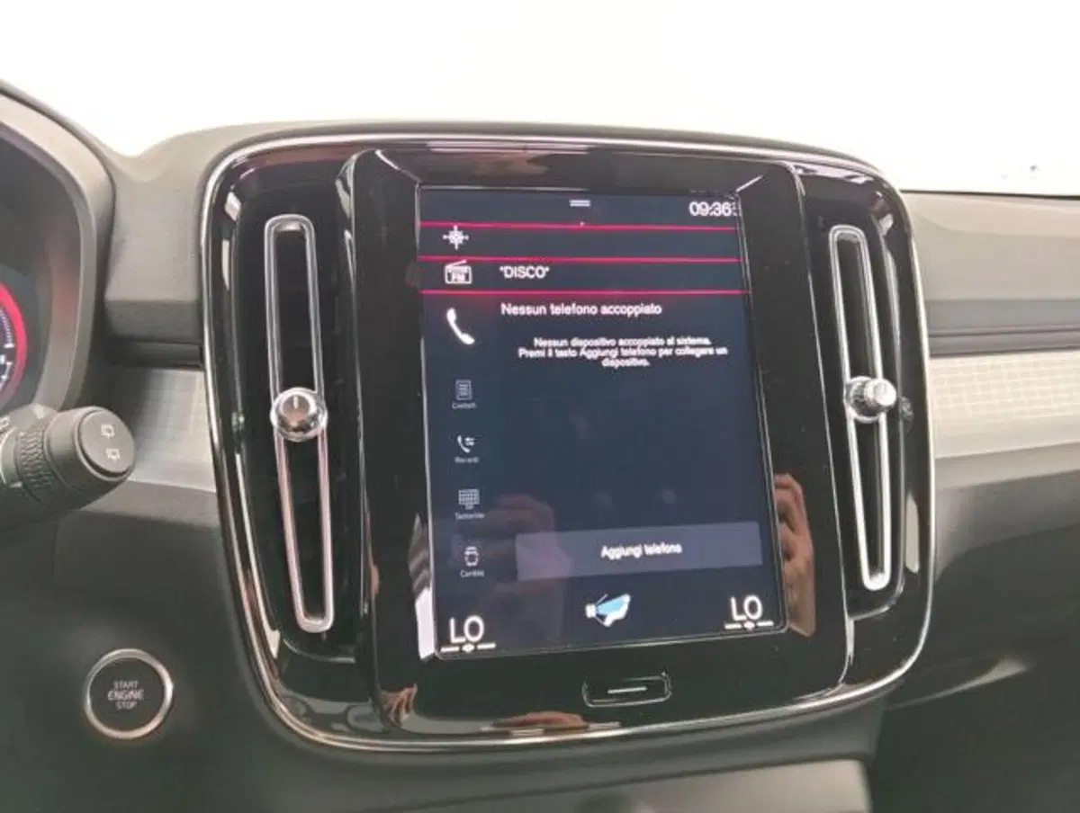 Volvo XC40 usata a Como (14)