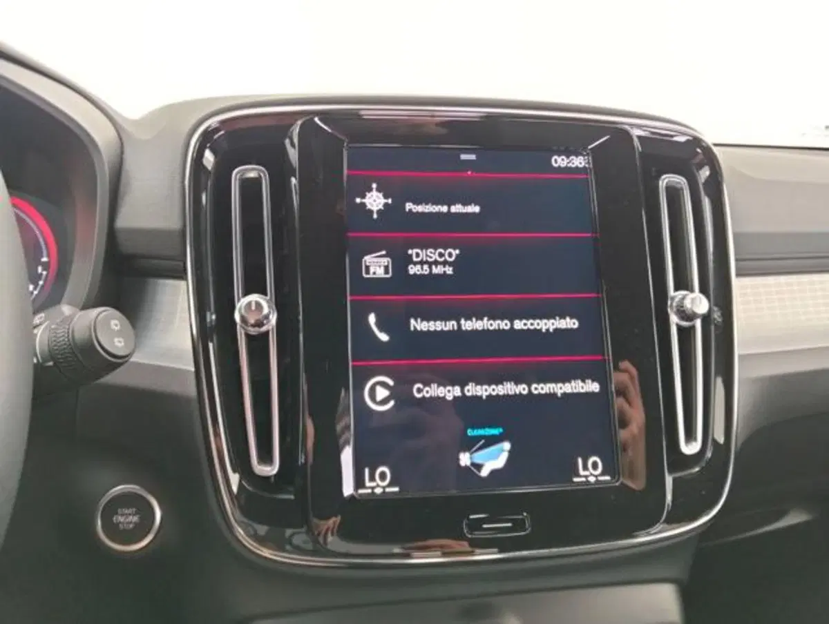 Volvo XC40 usata a Como (15)
