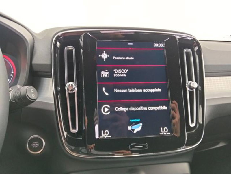 Volvo XC40 usata a Como (15)