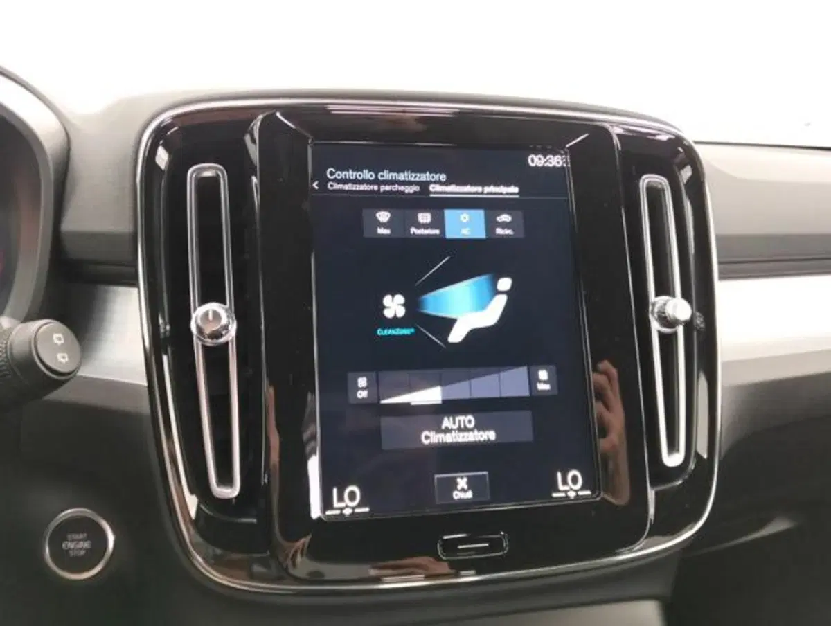 Volvo XC40 usata a Como (16)