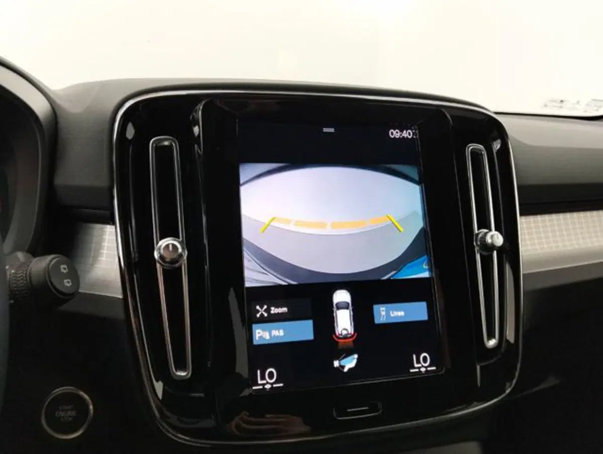 Volvo XC40 usata a Como (18)