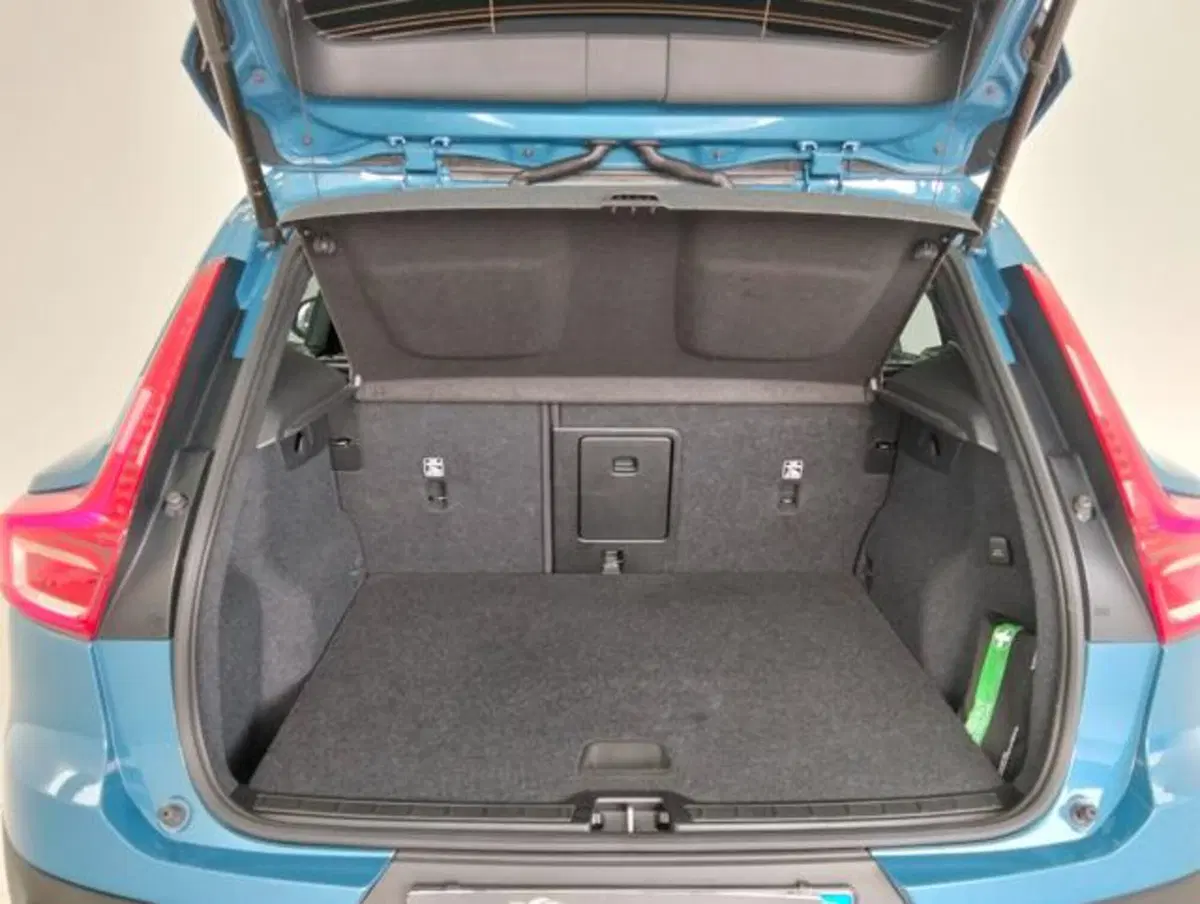 Volvo XC40 usata a Como (20)