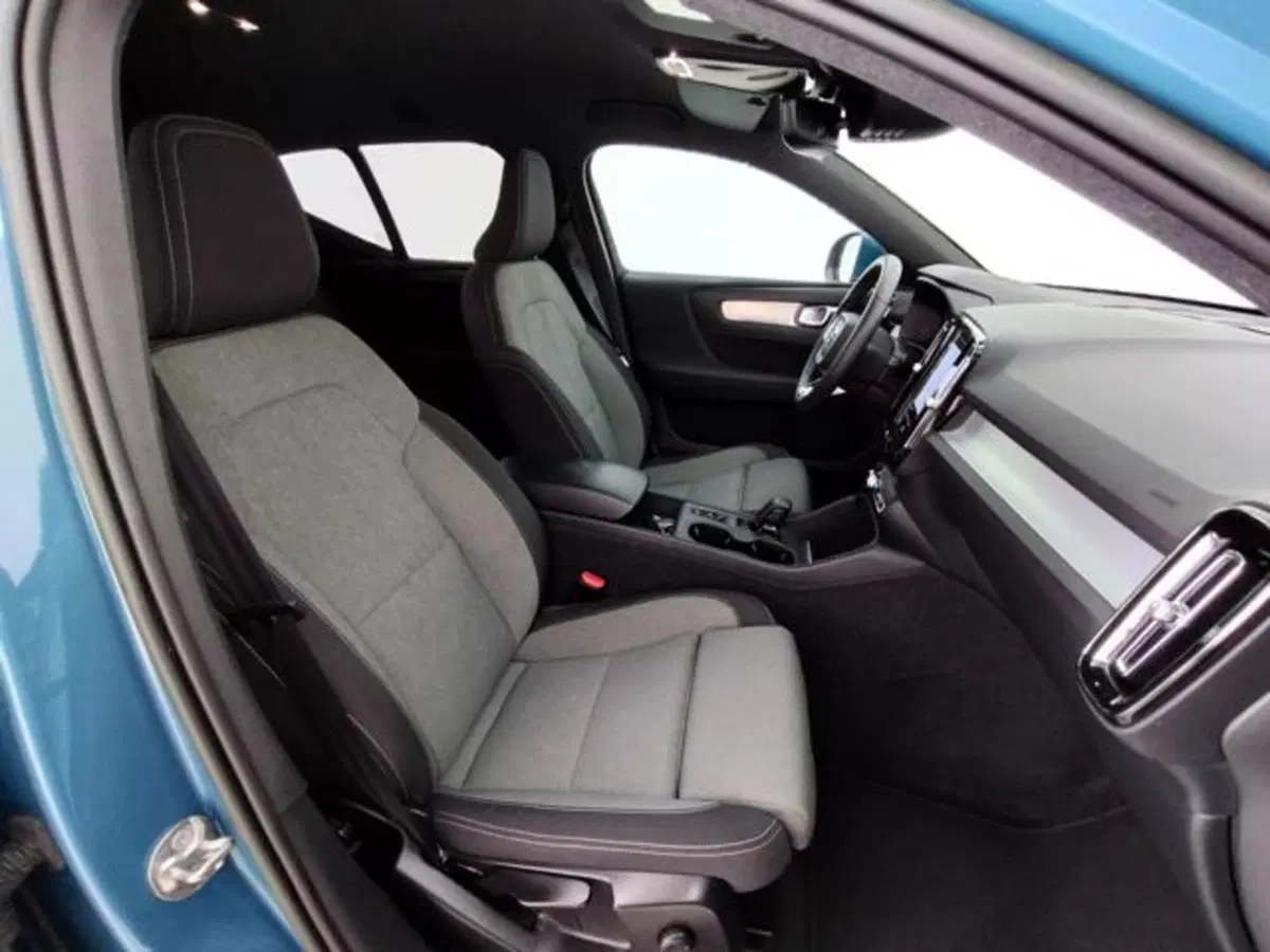 Volvo XC40 usata a Como (3)