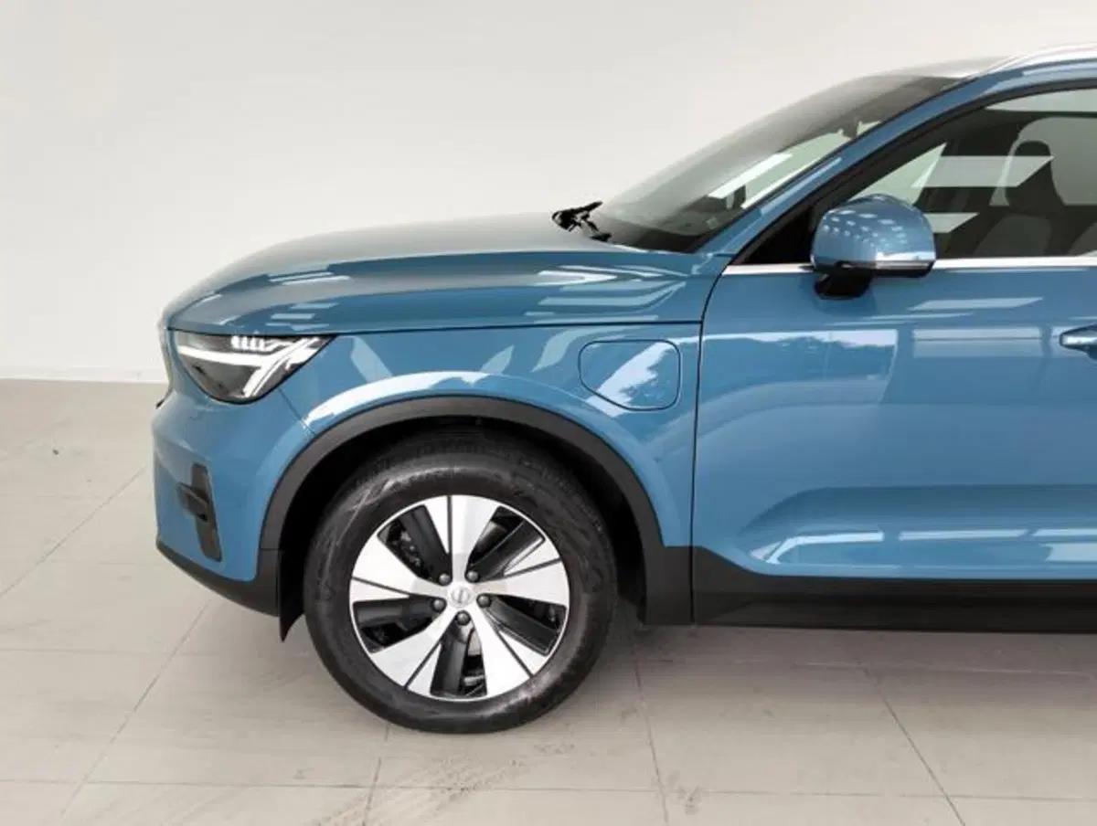 Volvo XC40 usata a Como (9)