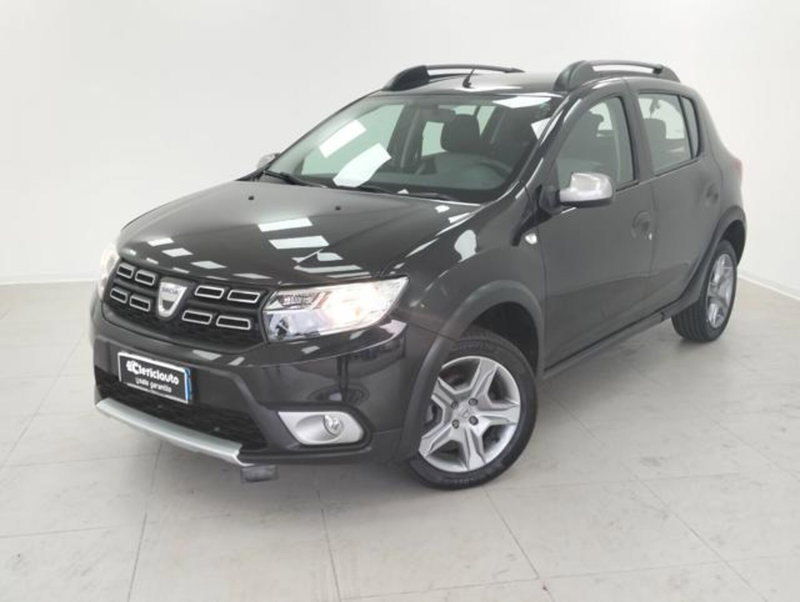 Dacia Sandero usata a Como