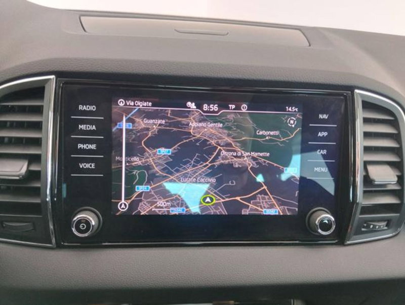 Skoda Karoq usata a Como (16)