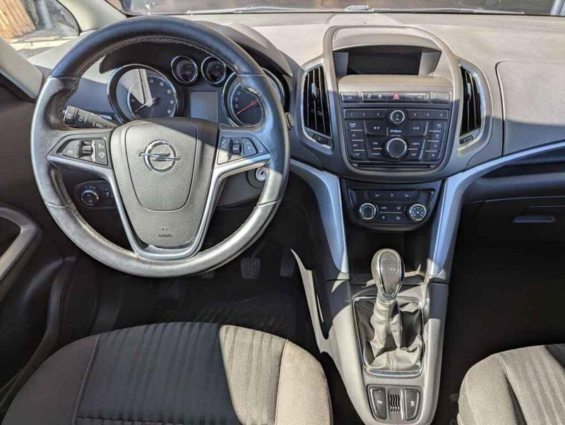 Opel Zafira Tourer usata a Bolzano (9)