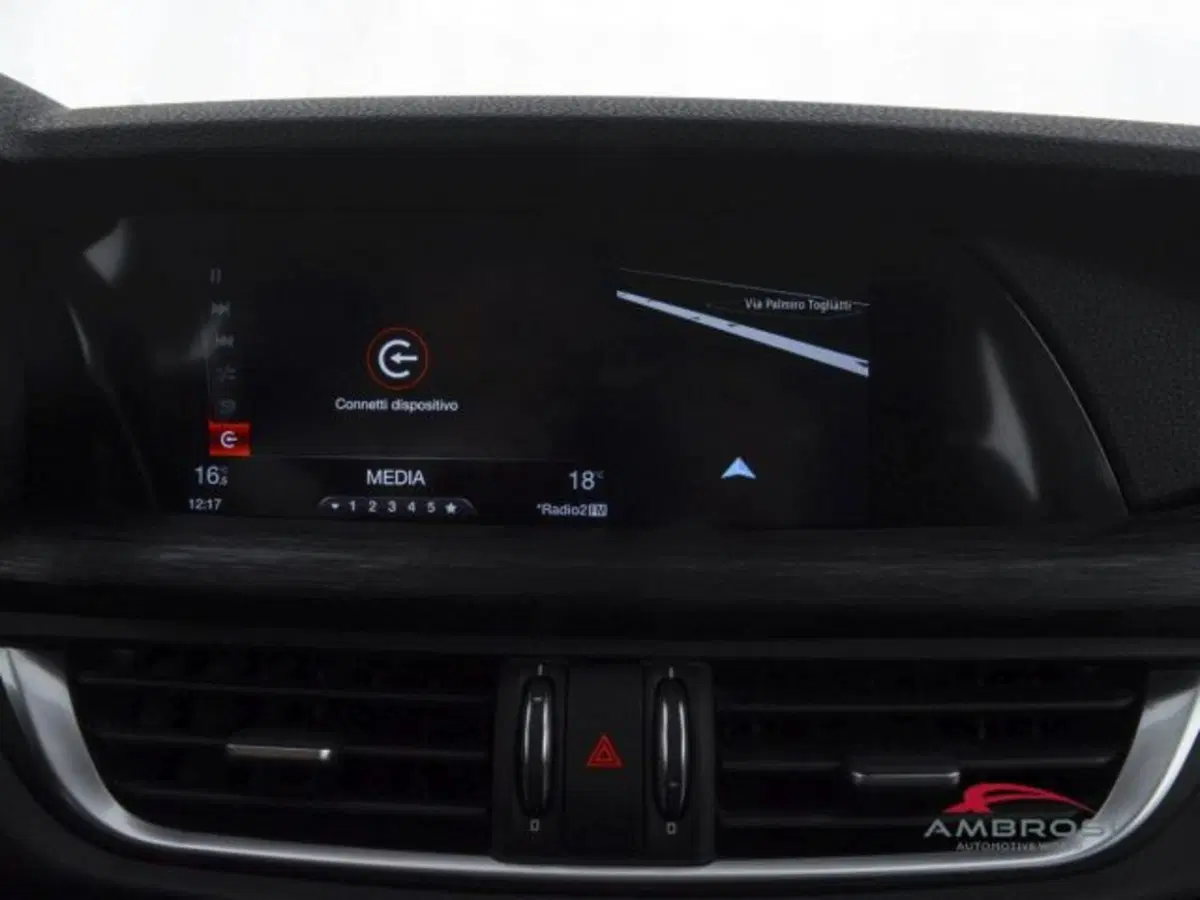 Alfa Romeo Stelvio usata a Perugia (15)