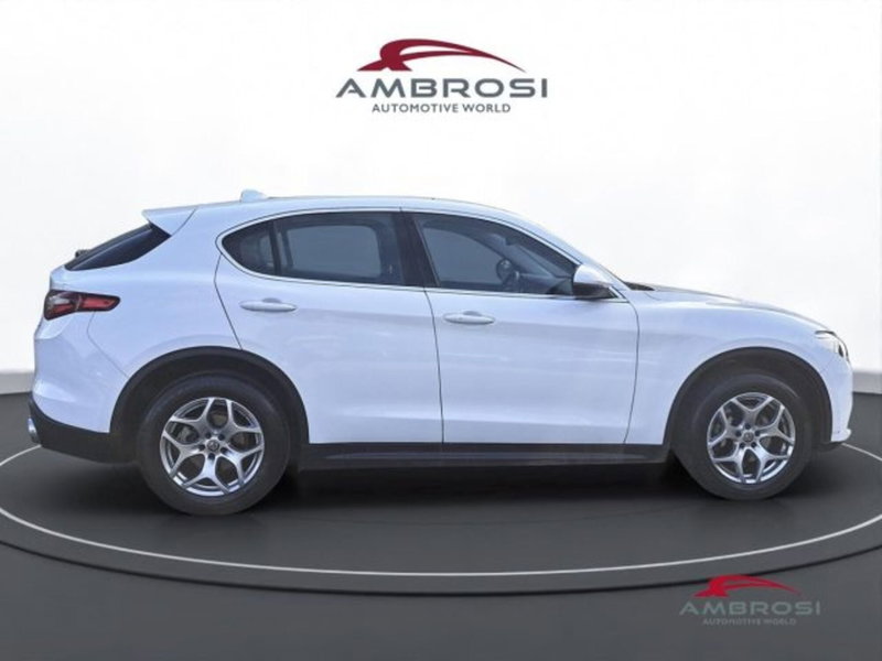 Alfa Romeo Stelvio usata a Perugia (5)