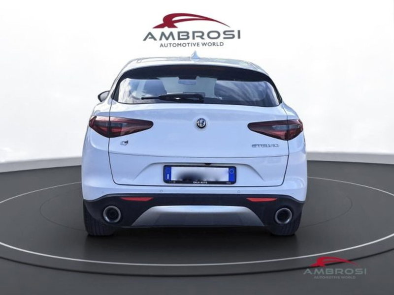 Alfa Romeo Stelvio usata a Perugia (8)