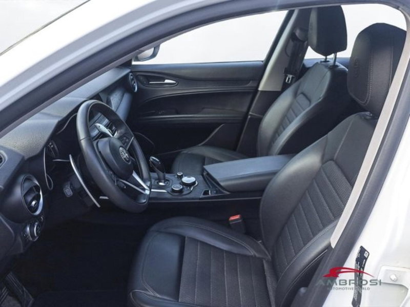 Alfa Romeo Stelvio usata a Perugia (9)