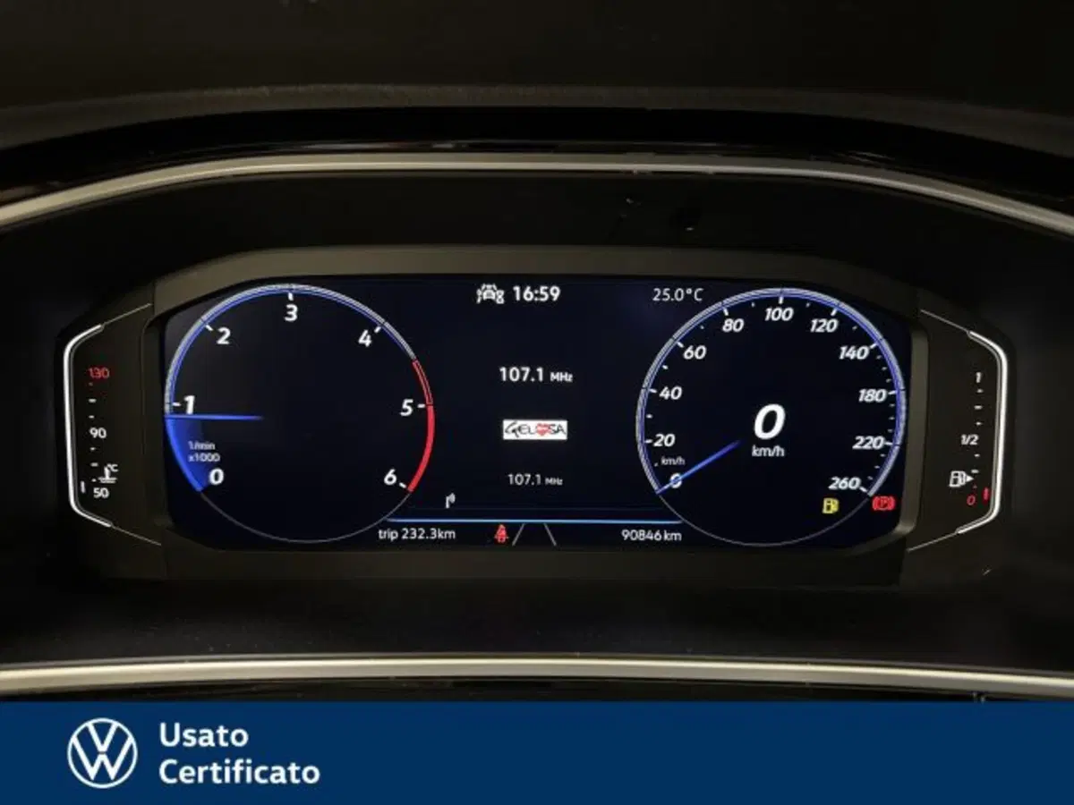 Volkswagen T-Roc usata a Vicenza (14)