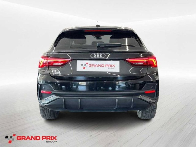 Audi Q3 Sportback usata a Bologna (5)