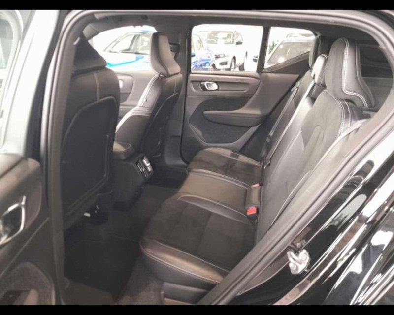 Volvo XC40 usata a Bologna (10)