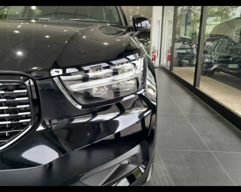 Volvo XC40 usata a Bologna (11)