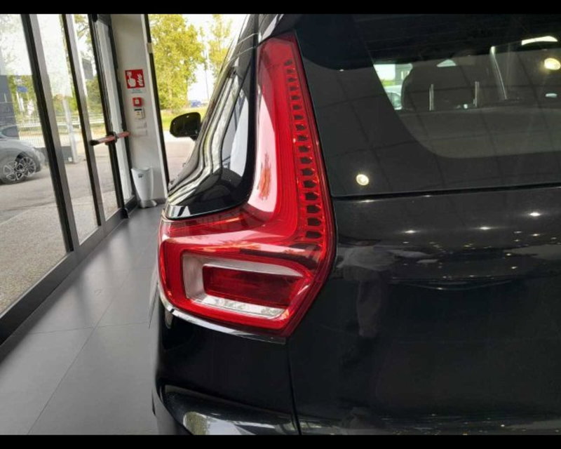 Volvo XC40 usata a Bologna (8)