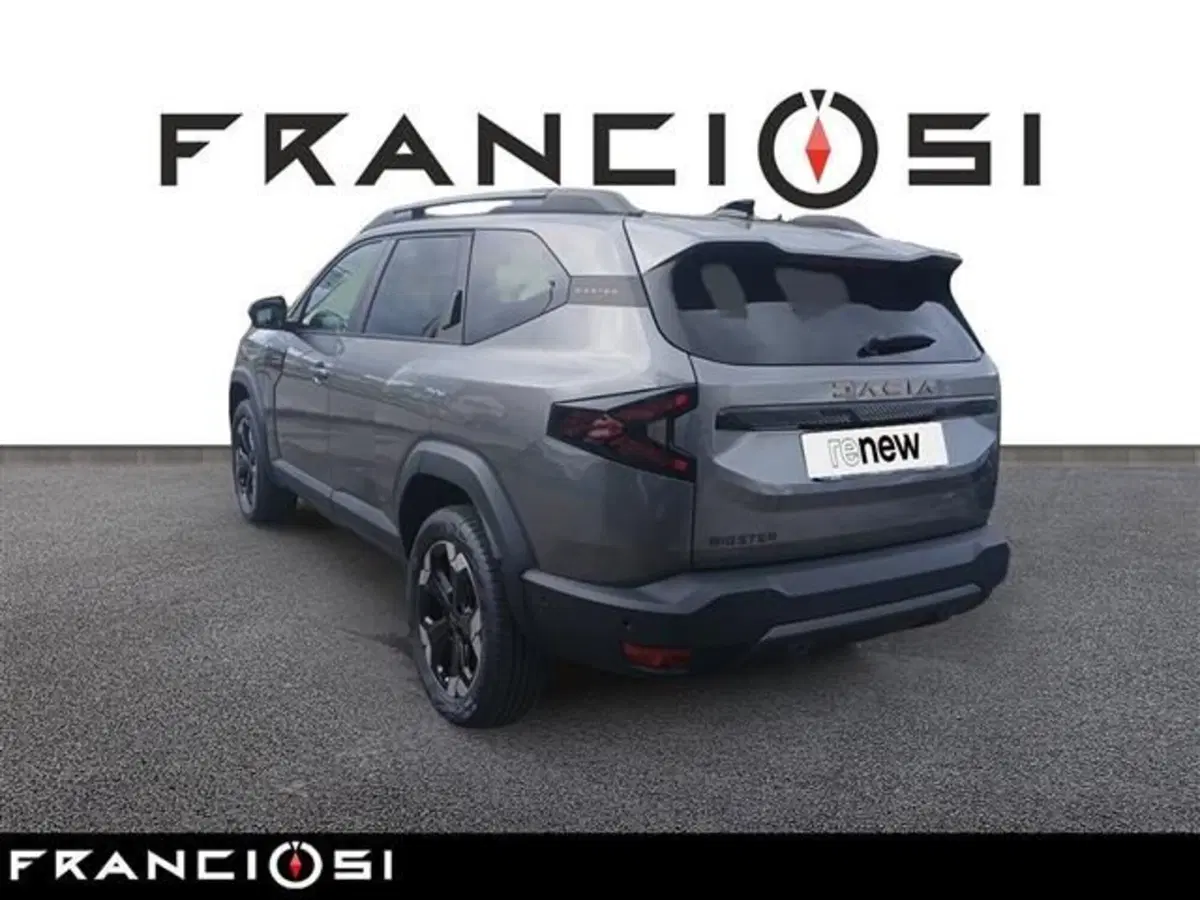 Dacia Bigster usata a Modena (9)