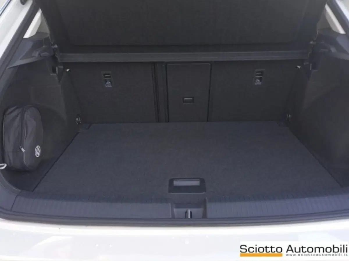 Volkswagen T-Roc usata a Messina (17)