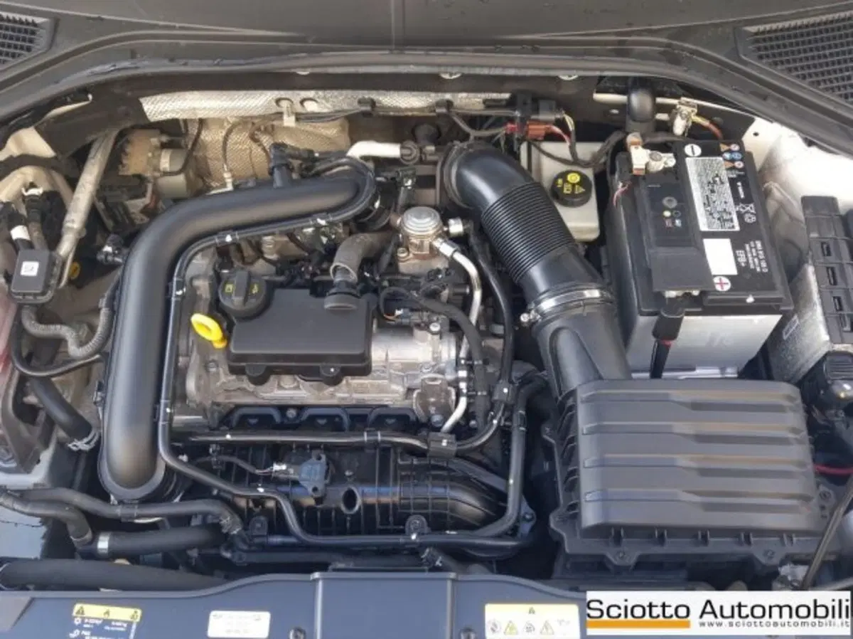 Volkswagen T-Roc usata a Messina (18)