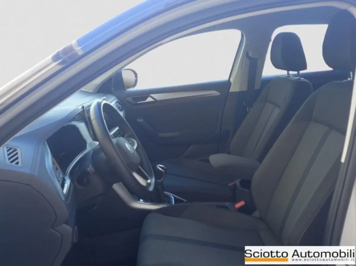 Volkswagen T-Roc usata a Messina (9)