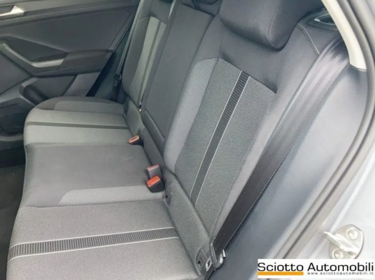 Volkswagen T-Roc usata a Messina (13)