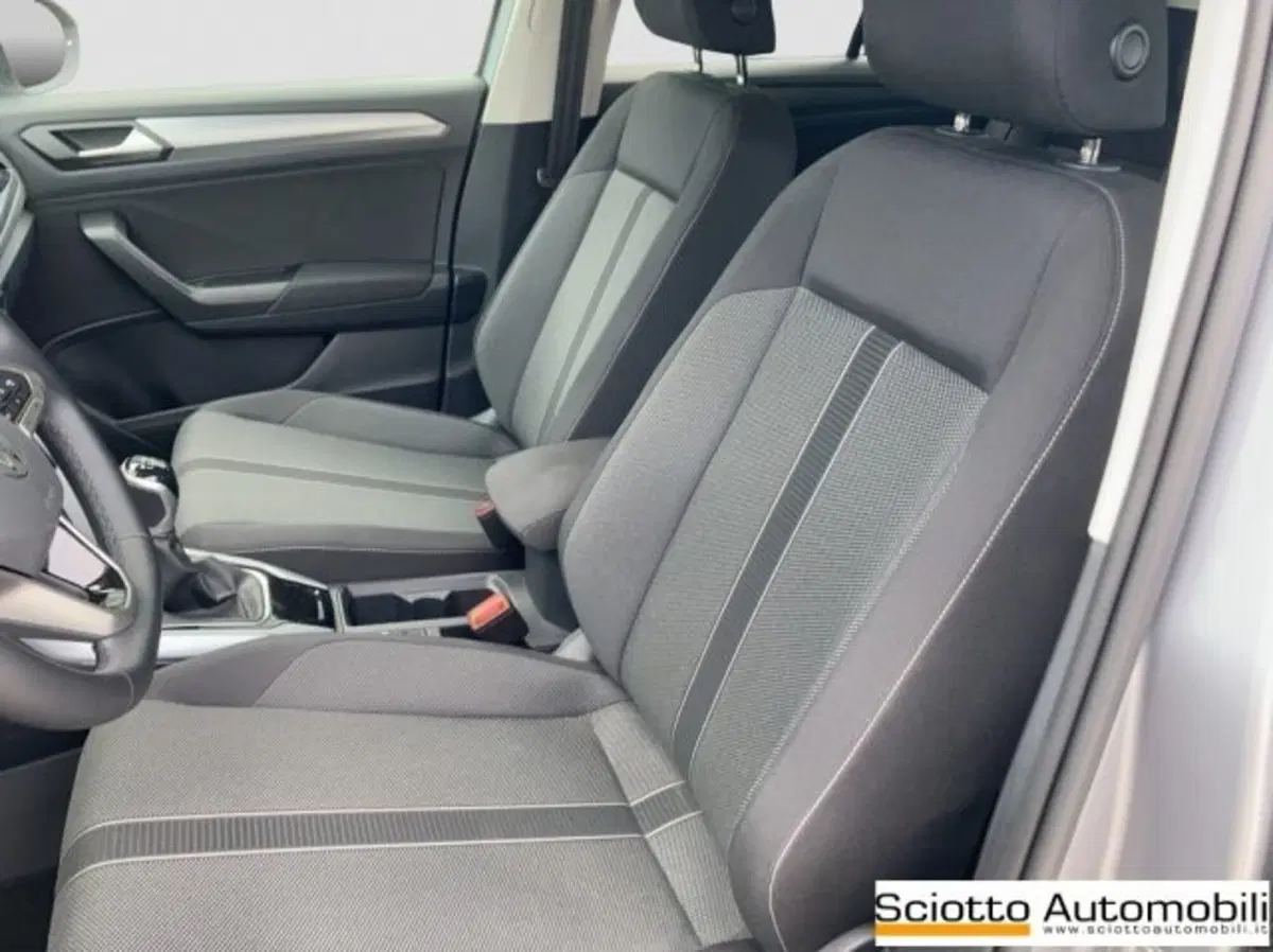 Volkswagen T-Roc usata a Messina (9)