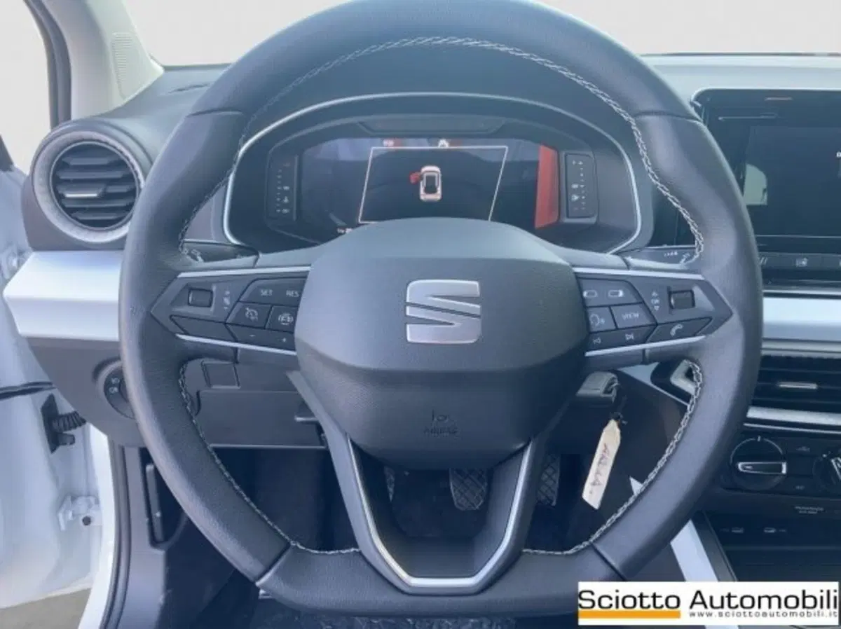 SEAT Arona nuova a Messina (10)