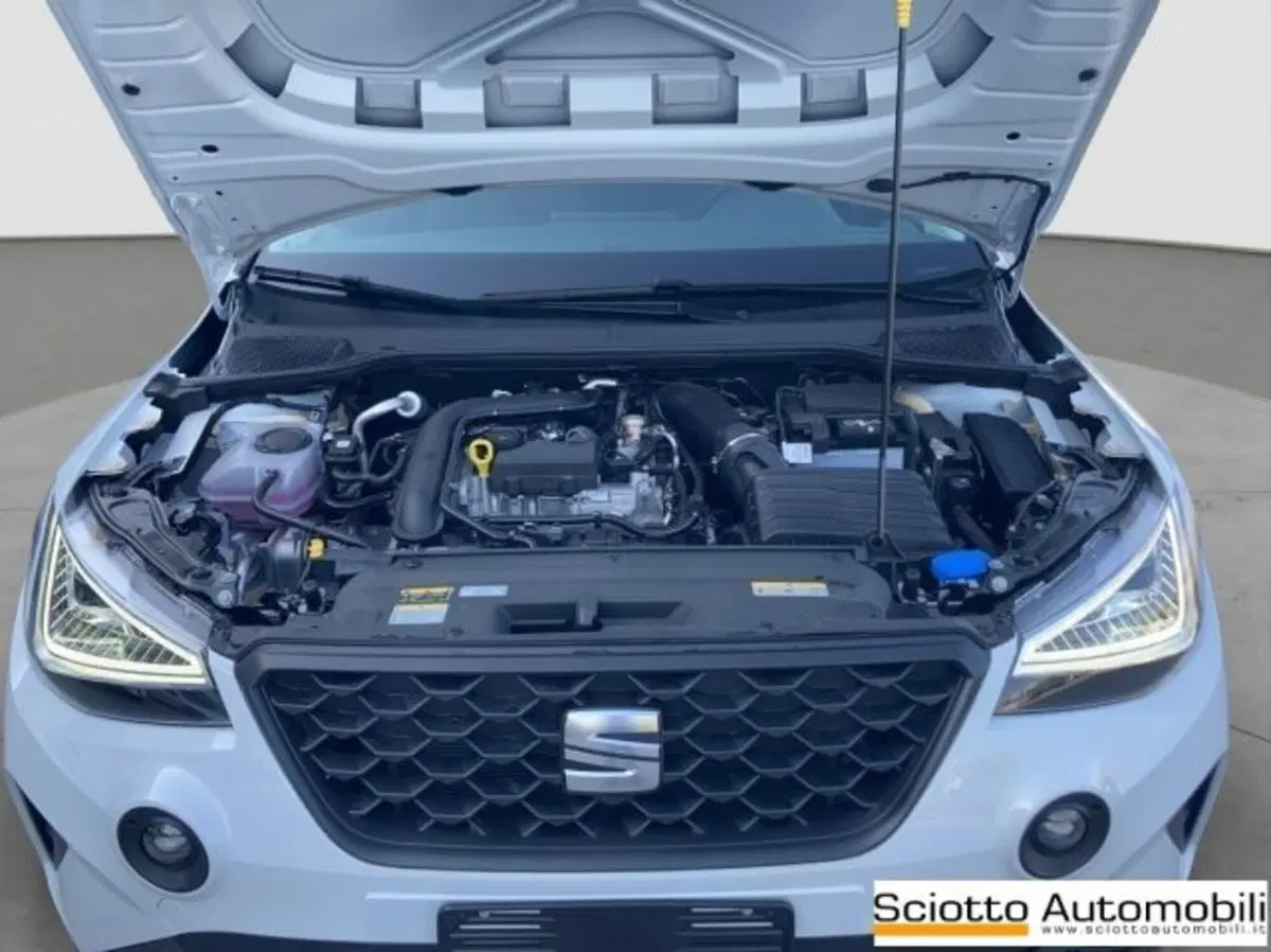 SEAT Arona nuova a Messina (18)