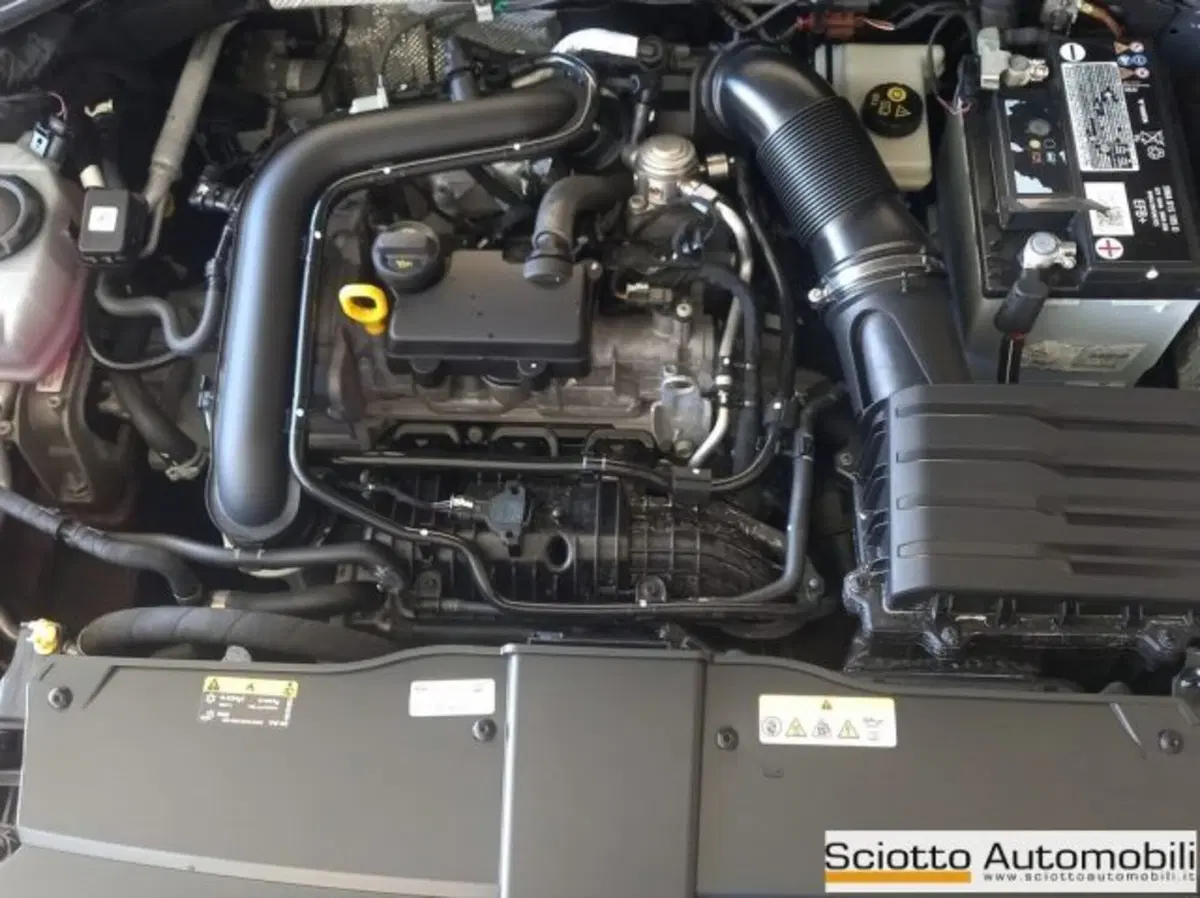 Volkswagen T-Roc usata a Messina (18)