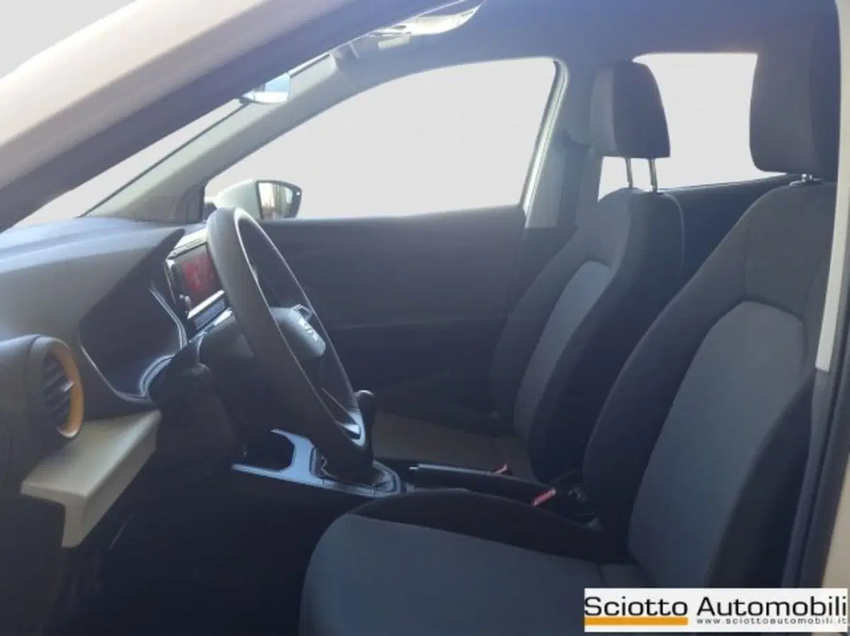 SEAT Arona usata a Messina (9)