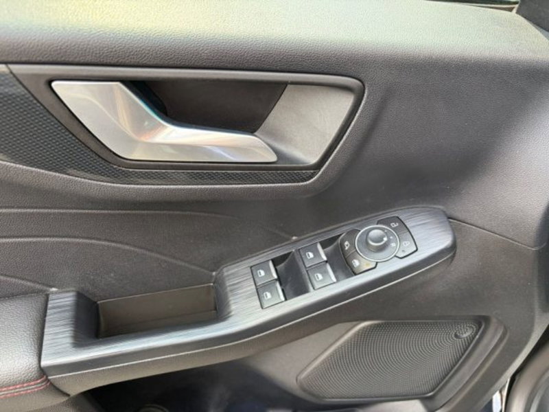 Ford Kuga usata a Lodi (13)
