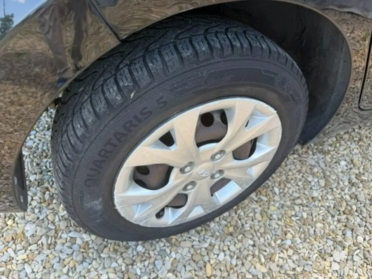 Hyundai i10 usata a Prato (5)