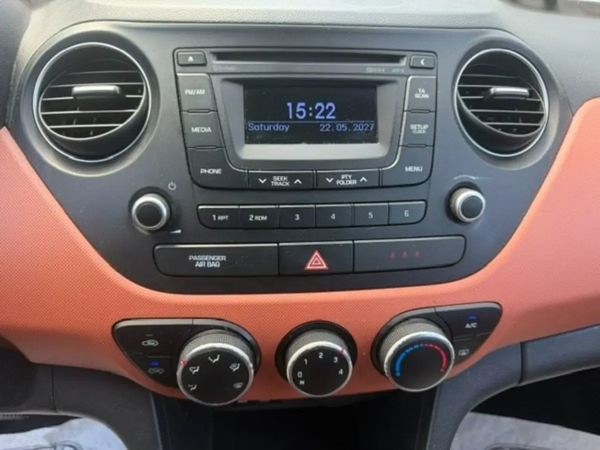 Hyundai i10 usata a Prato (9)