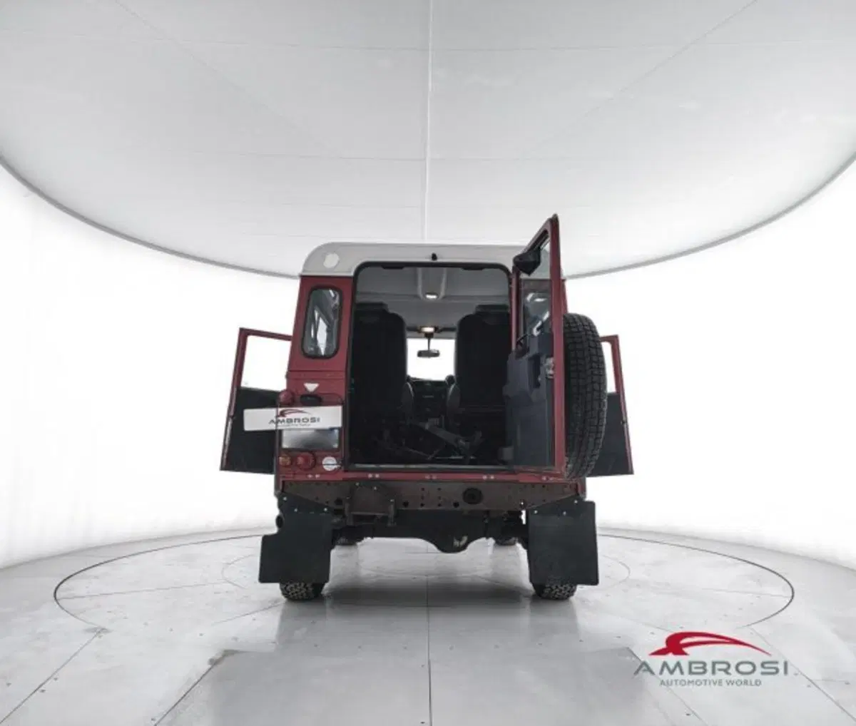 Land Rover Defender usata a Perugia (7)