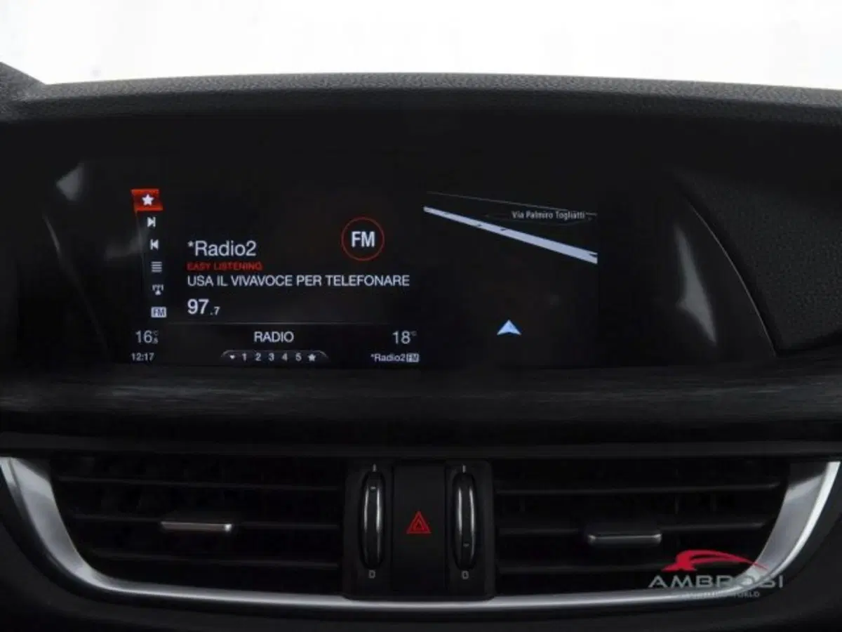 Alfa Romeo Stelvio usata a Perugia (14)