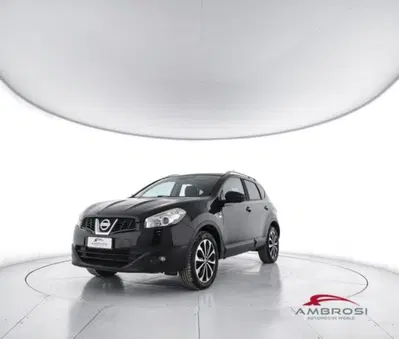 Nissan Qashqai 1.5 dCi DPF n-tec del 2012 usata a Corciano
