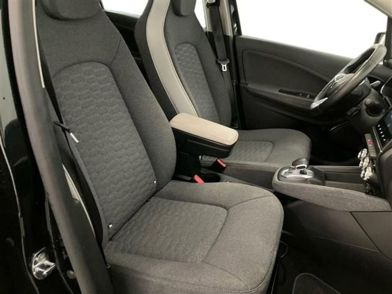 Renault Zoe usata a Como (11)
