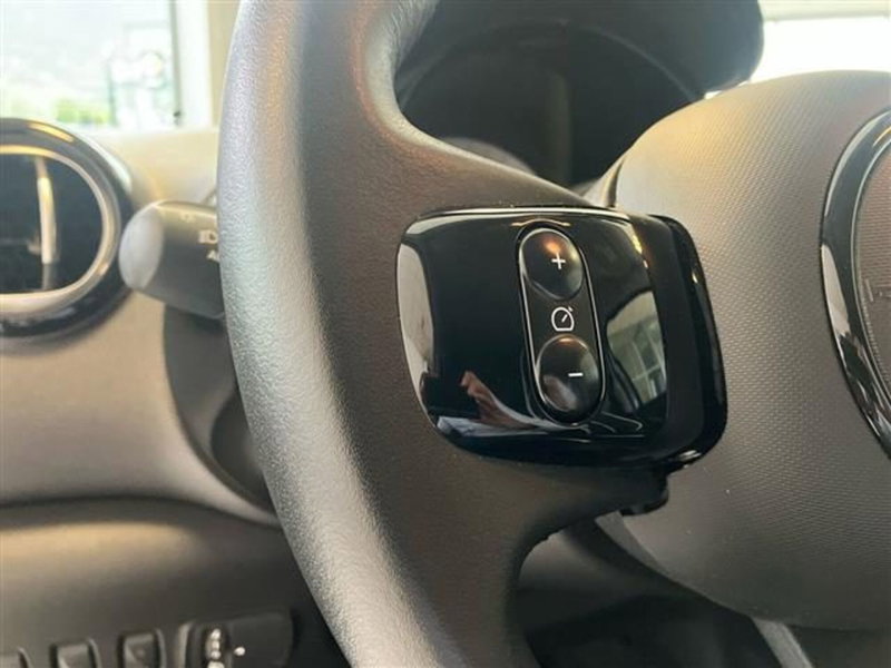 Renault Twingo usata a Como (17)