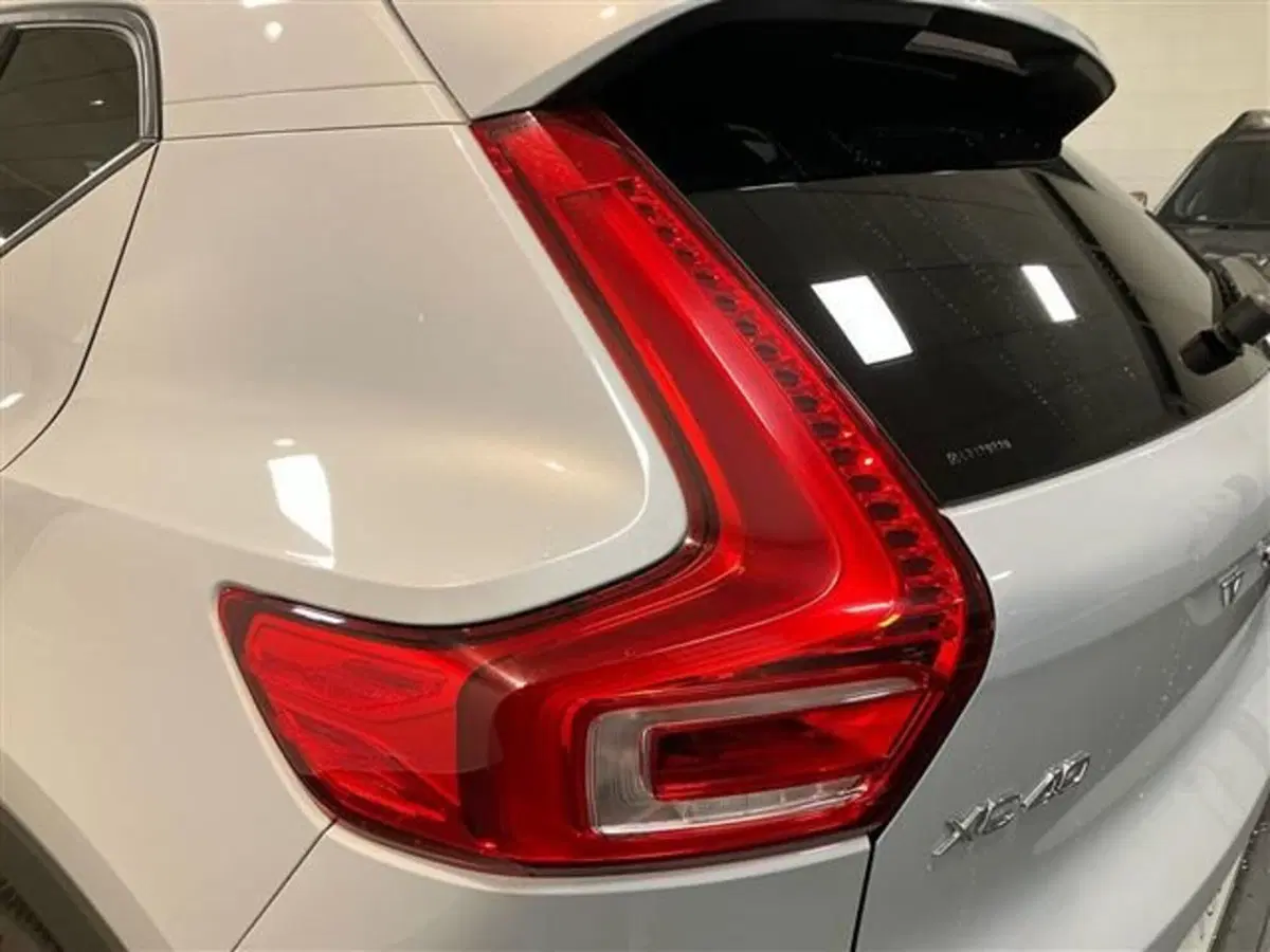 Volvo XC40 usata a Como (9)