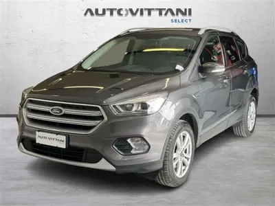 Ford Kuga 2.0 TDCI 120 CV S&amp;S 2WD Powershift Business del 2019 usata a Como