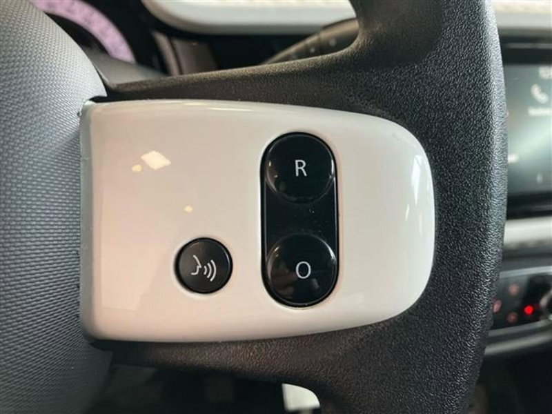 Renault Twingo usata a Como (17)