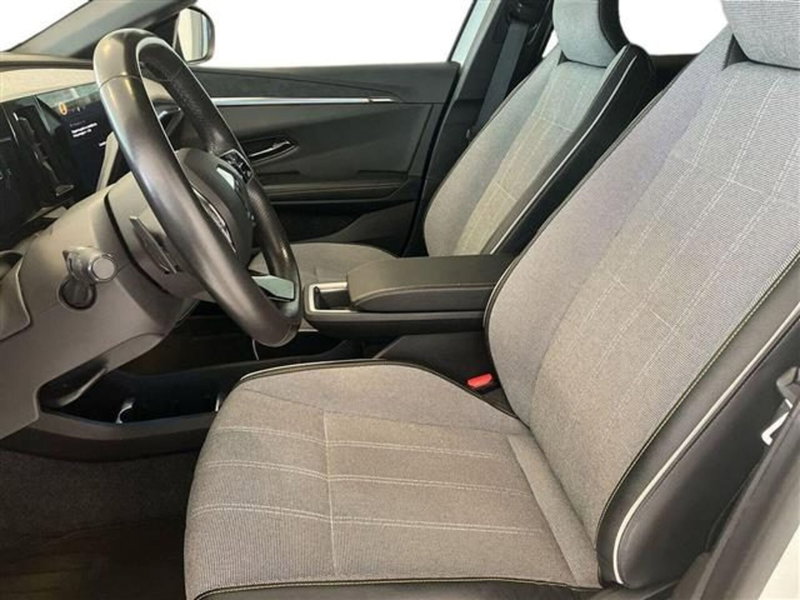 Renault Megane E-Tech Electric usata a Como (10)