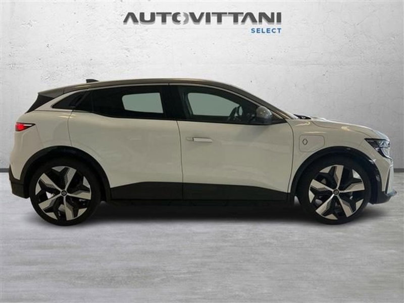 Renault Megane E-Tech Electric usata a Como (5)