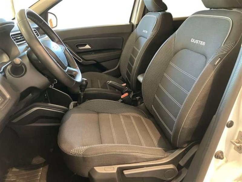 Dacia Duster usata a Como (10)