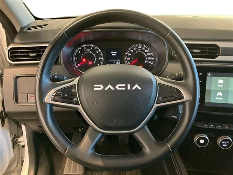 Dacia Duster usata a Como (16)