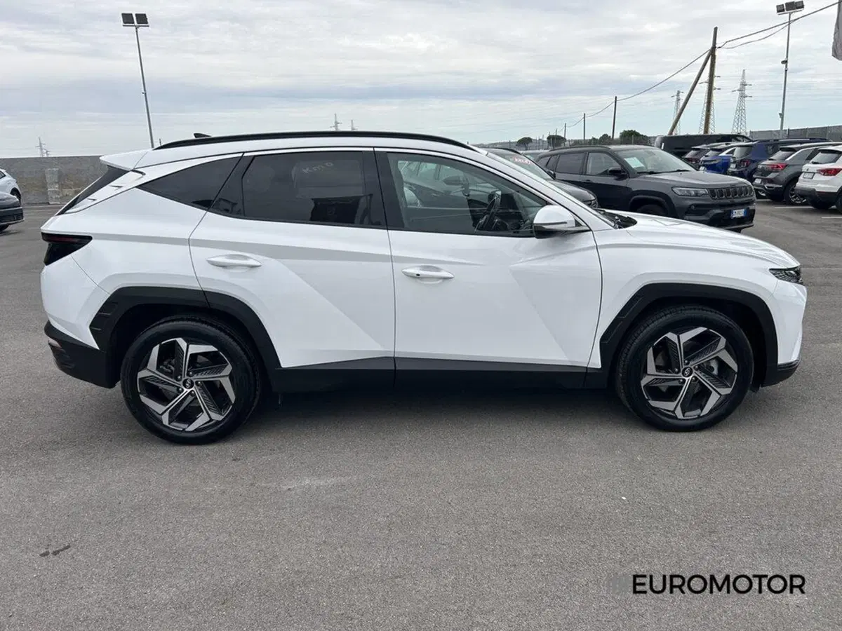 Hyundai Tucson usata a Bari (4)