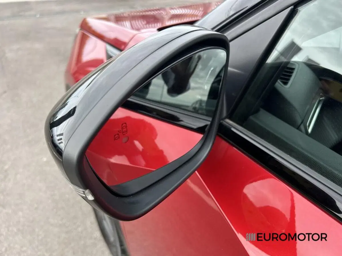 Peugeot 2008 usata a Bari (12)