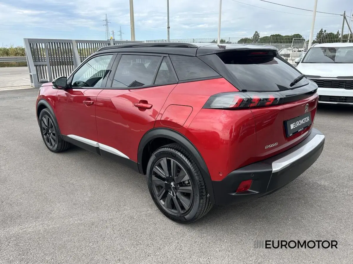 Peugeot 2008 usata a Bari (7)