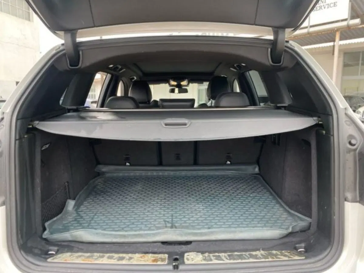 BMW iX3 usata a Lecce (16)